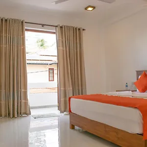 Lavinia Escapes Guest house Dehiwala-Mount Lavinia